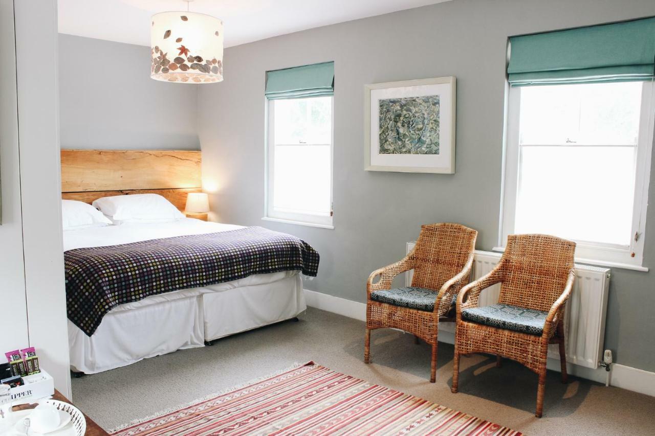 Llys Meddyg Hotell Newport  Exteriör bild